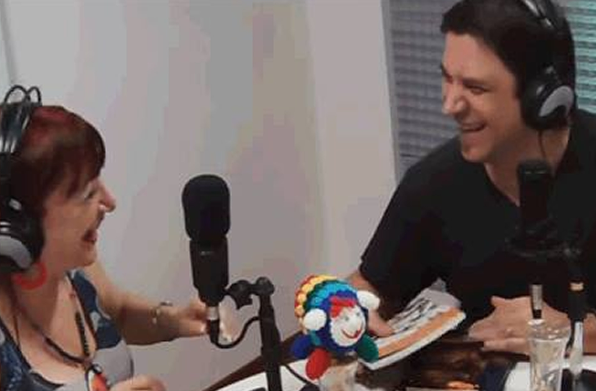 Walter Deleón (también conocido como Walter Luis Deleón), escritor, poeta, guionista, dramaturgo argentino