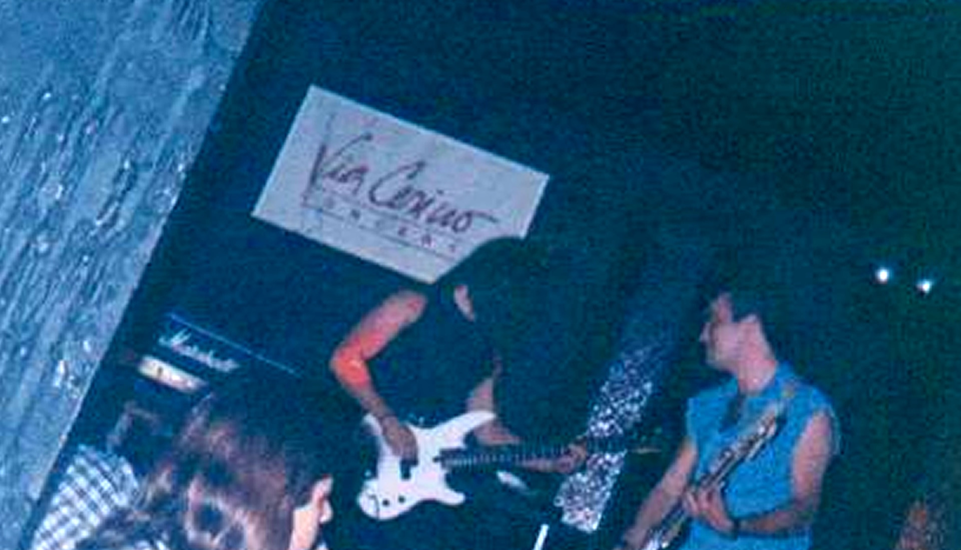 Walter Deleón (también conocido como Walter Luis Deleón), músico argentino